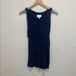 Jun & Ivy Women's Navy Sleeveless Knit Top M